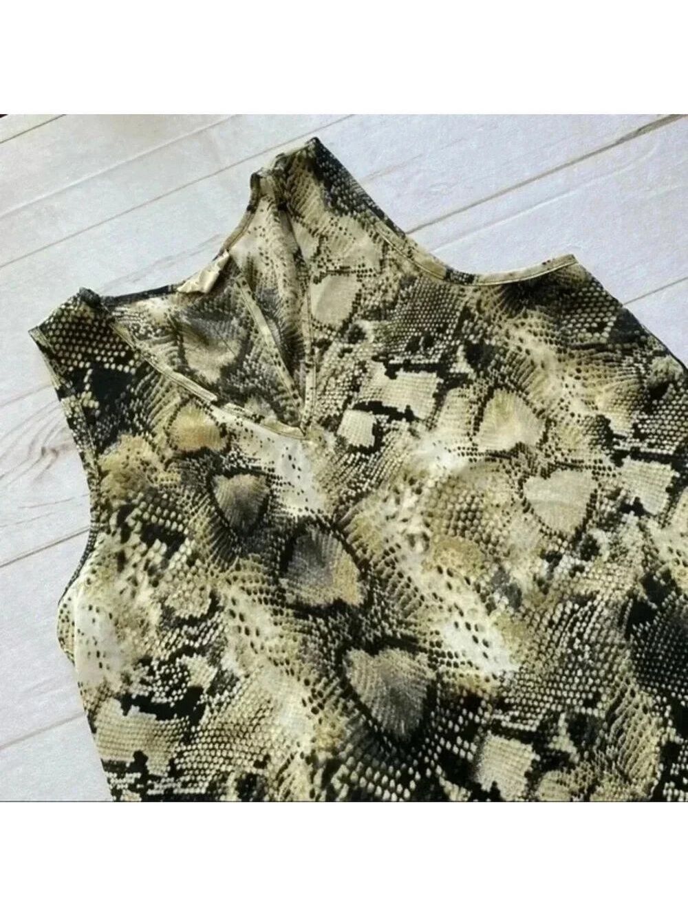 Sandy& Sid NewYork, Snakeskin sleeveless b… - Picture 5 of 12